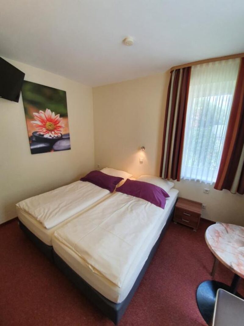 budget-double-room